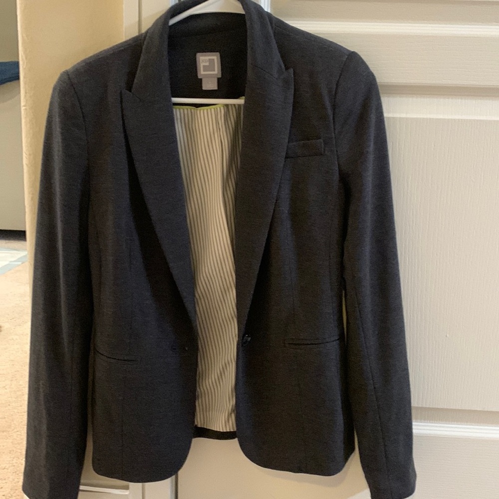 Grey blazer